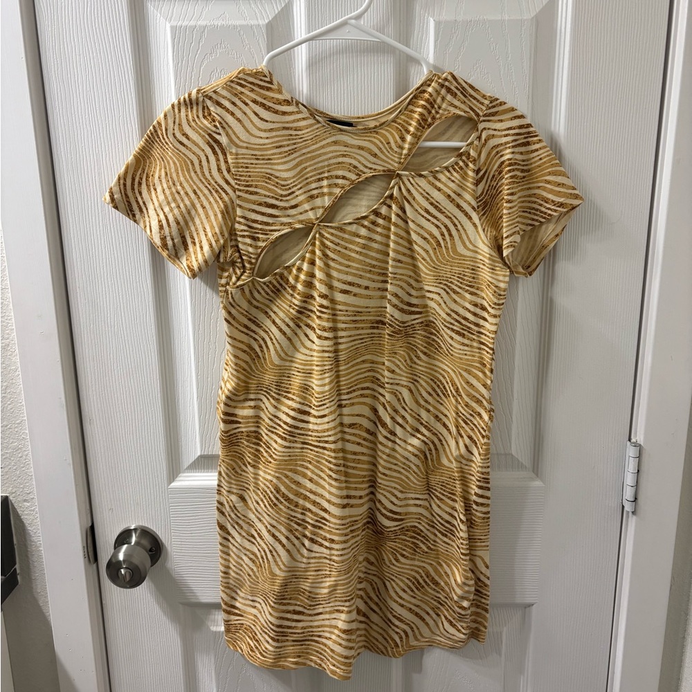 Stylish Mini Dress in Tan & Brown Abstract Pattern Size M